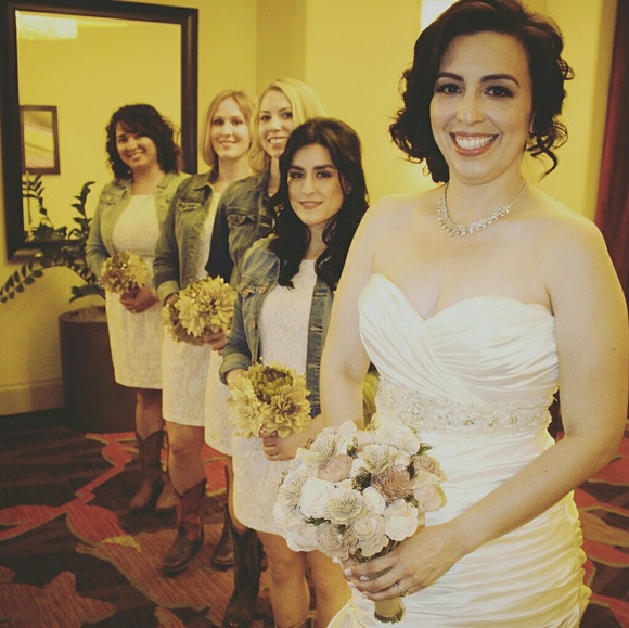 Meet your Posher, Melissa - Picture 2 of 4